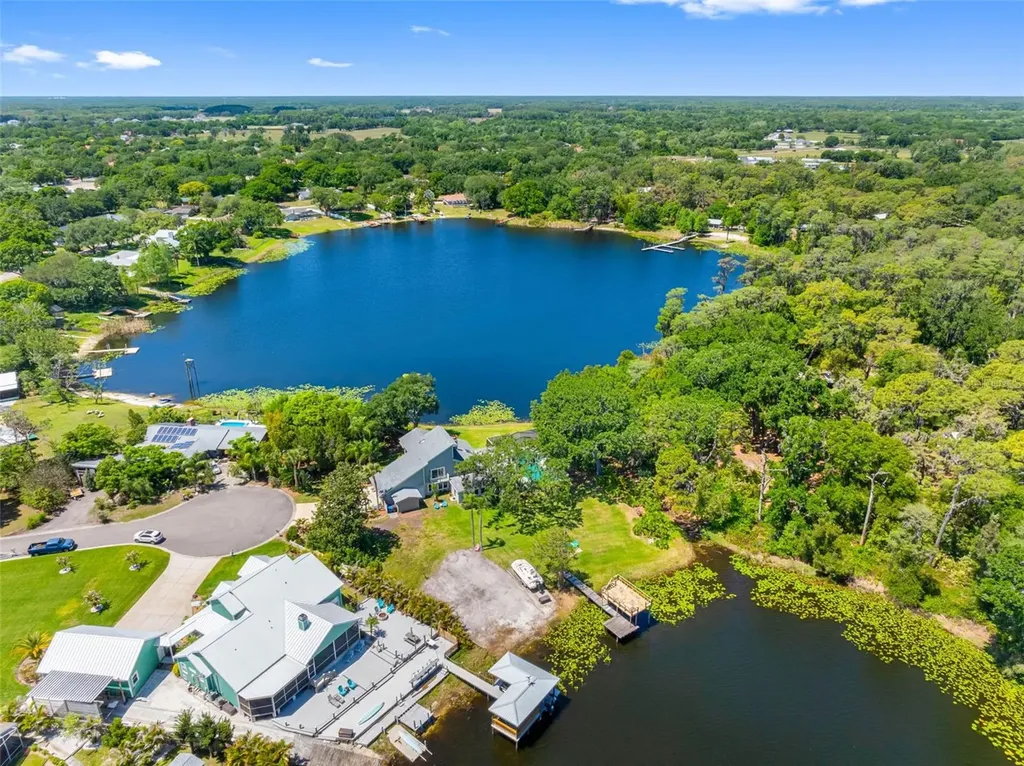 10209 Lake Grove Drive Odessa FL 33556