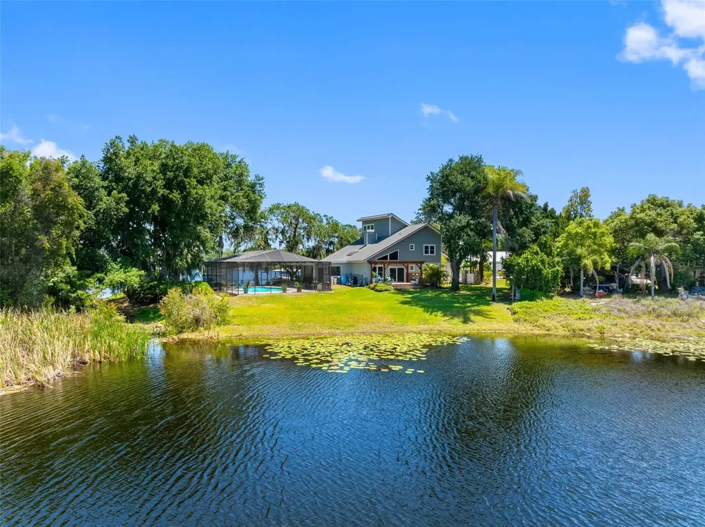 10209 Lake Grove Drive Odessa FL 33556