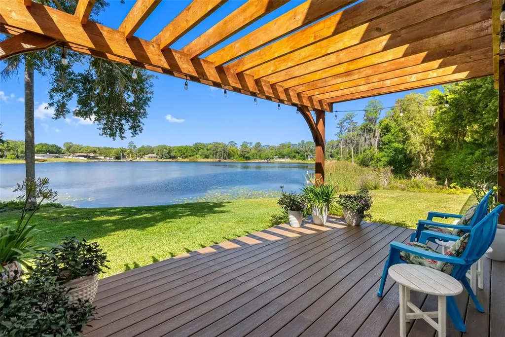 10209 Lake Grove Drive Odessa FL 33556