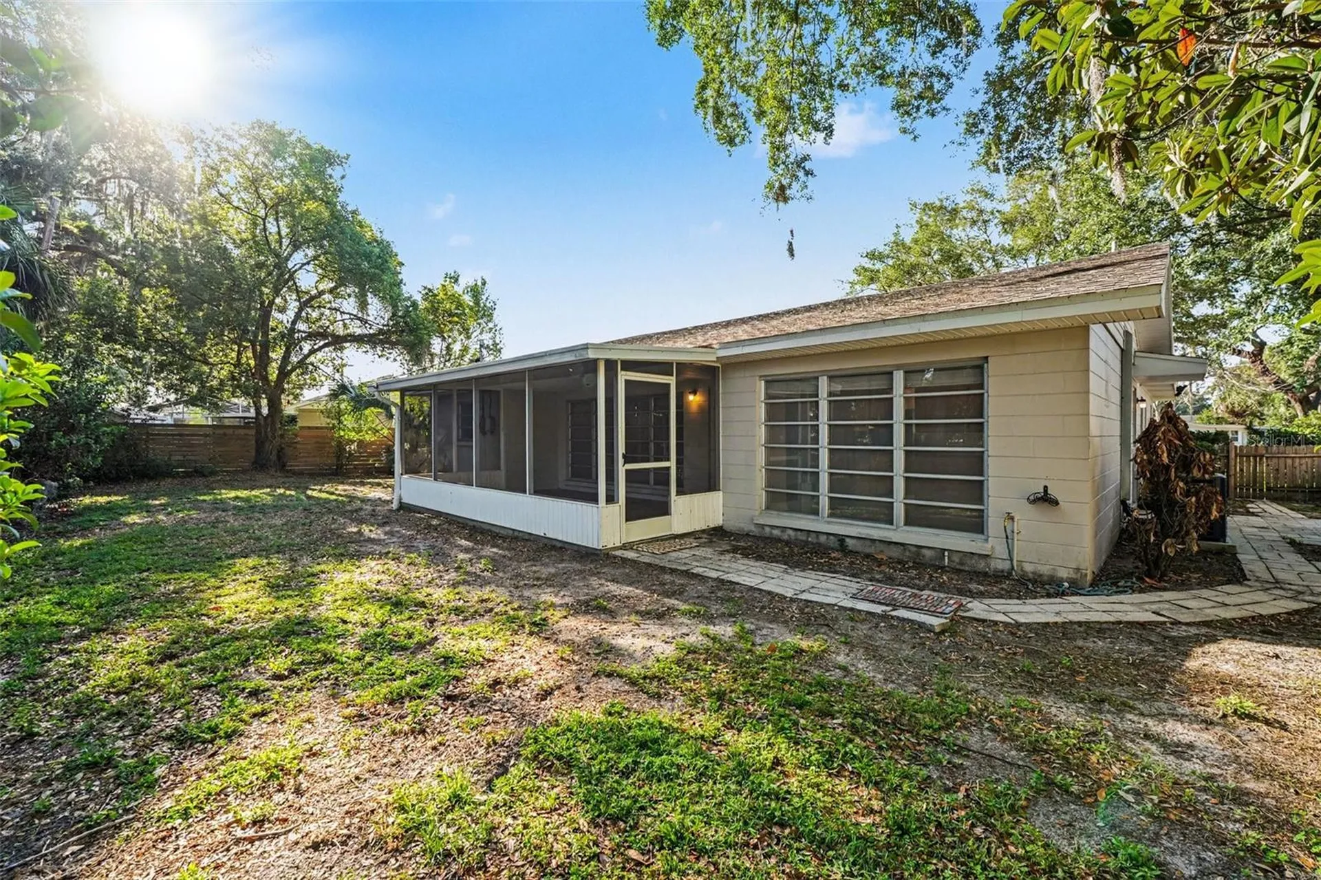 521 W Palmeden Drive Lakeland FL 33803