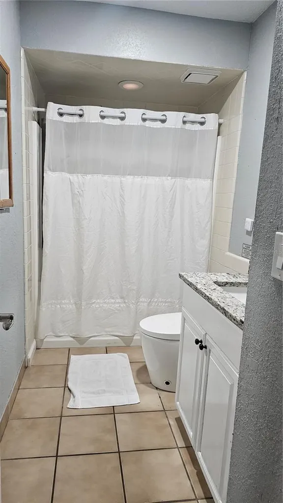 7714 Deleuil Avenue Tampa FL 33610