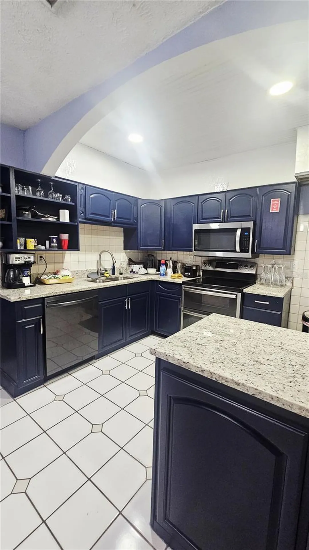 7714 Deleuil Avenue Tampa FL 33610