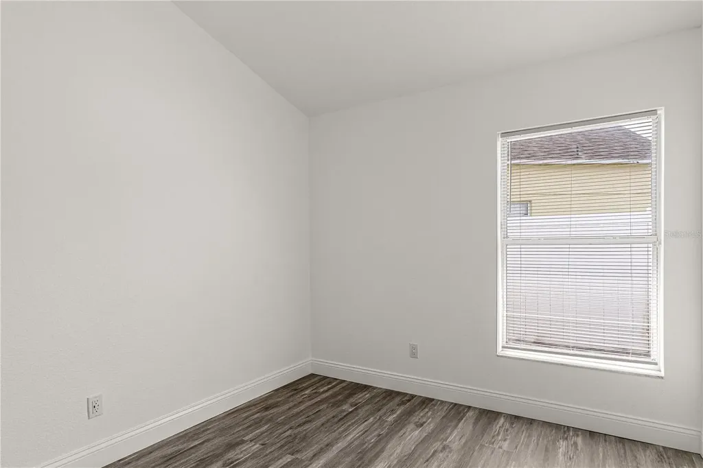2402 Avalon Court Kissimmee FL 34743