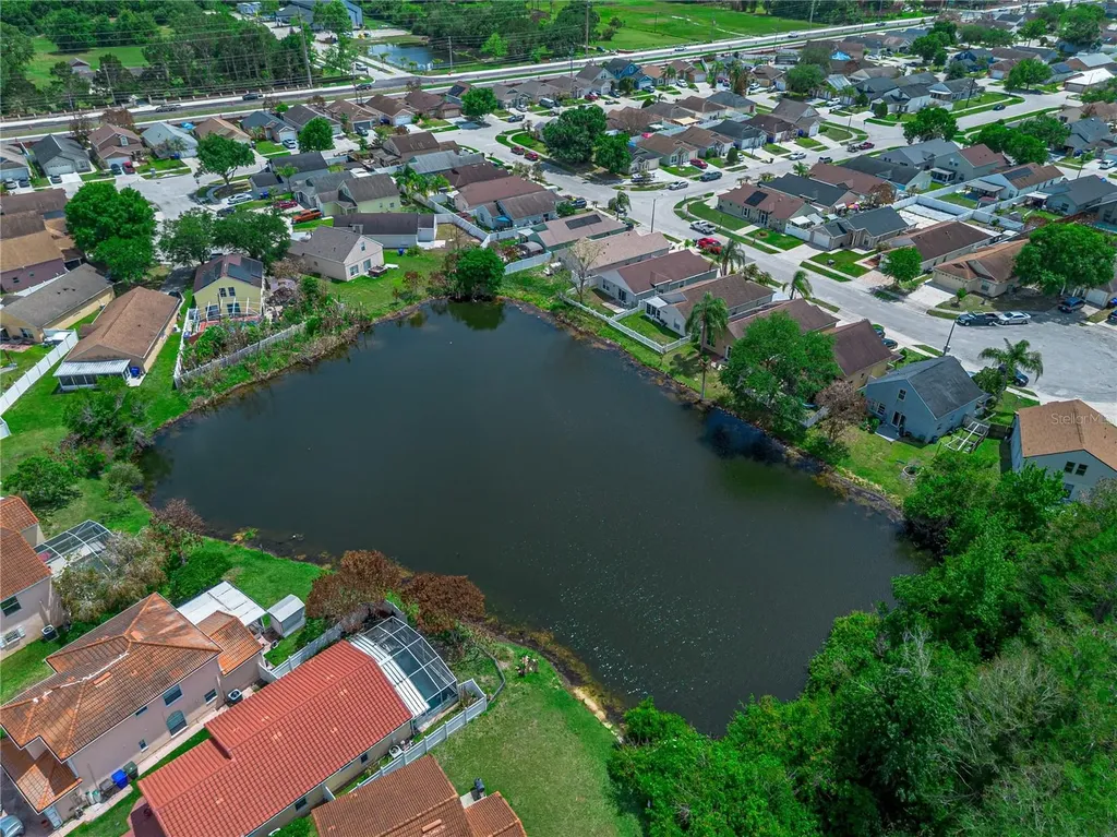 2402 Avalon Court Kissimmee FL 34743