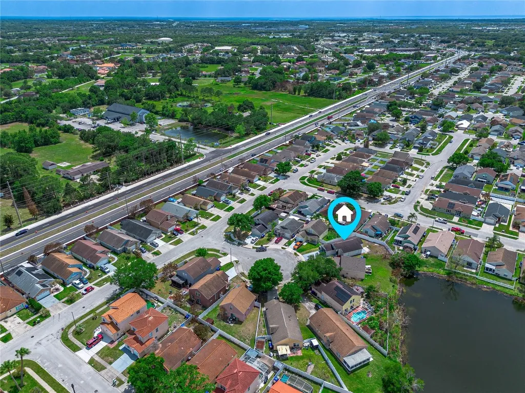 2402 Avalon Court Kissimmee FL 34743