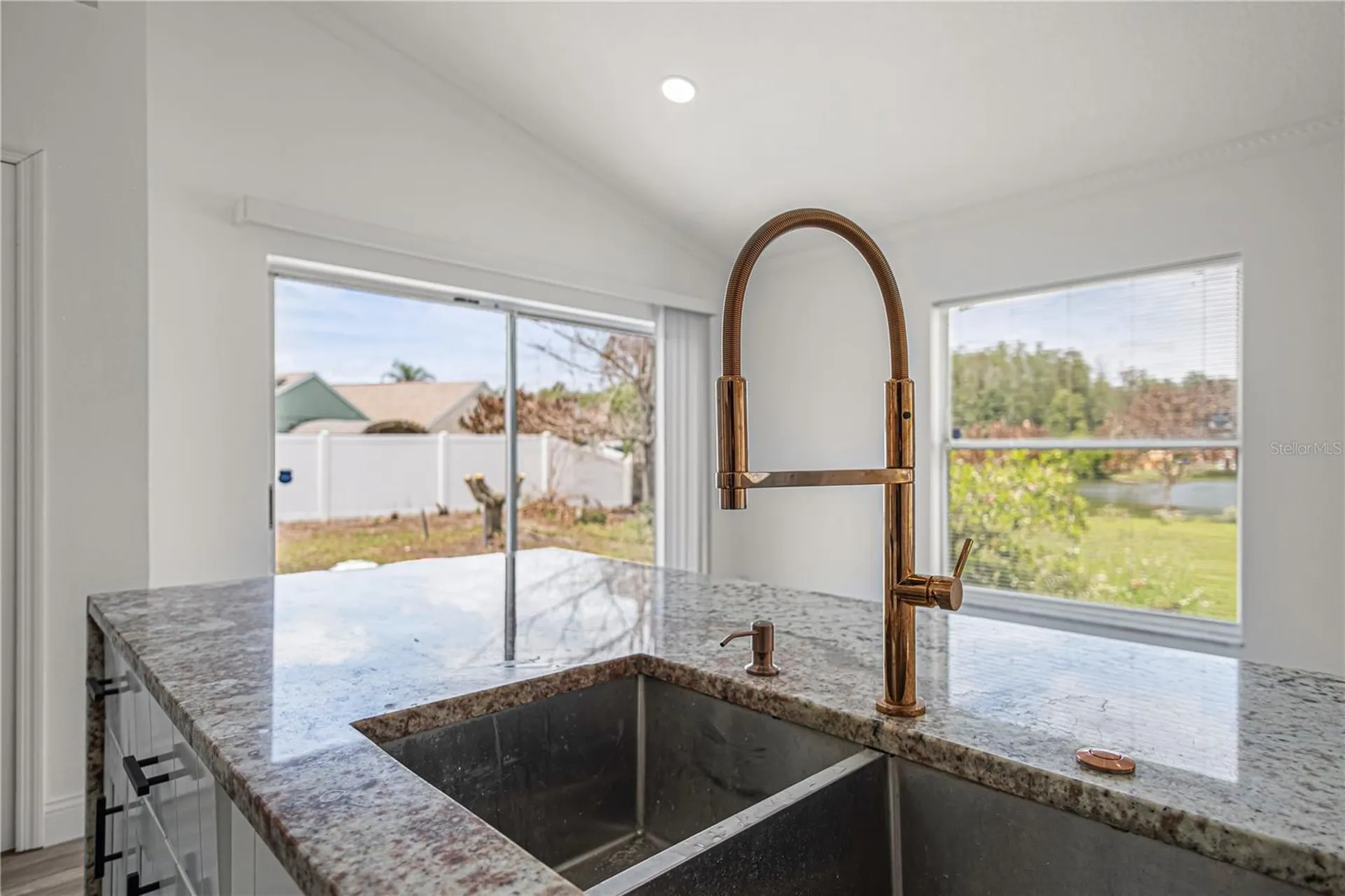 2402 Avalon Court Kissimmee FL 34743