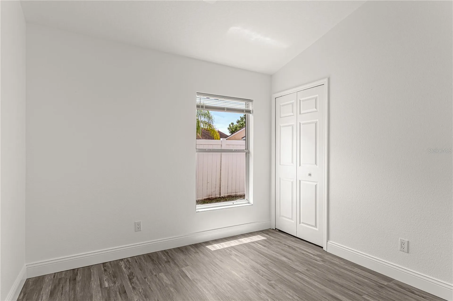 2402 Avalon Court Kissimmee FL 34743