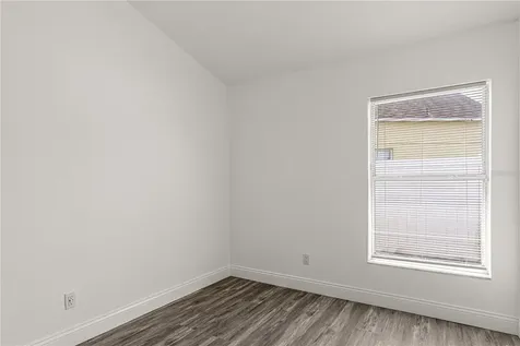 2402 Avalon Court Kissimmee FL 34743