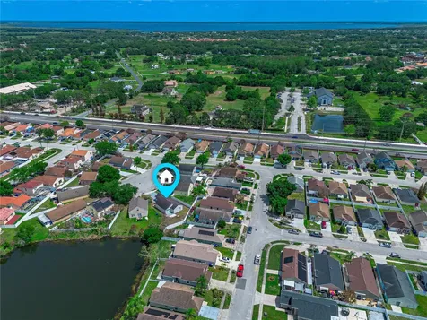 2402 Avalon Court Kissimmee FL 34743