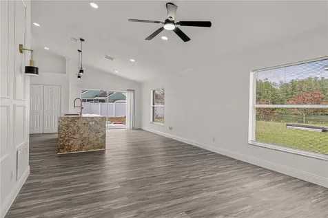 2402 Avalon Court Kissimmee FL 34743