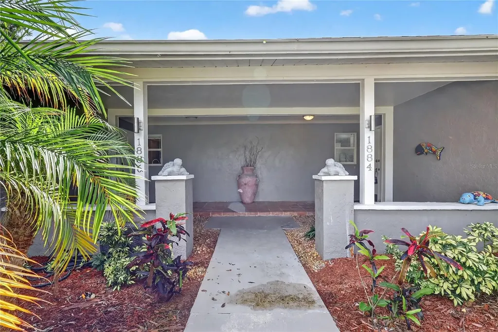 1884 Southpointe Drive Sarasota FL 34231