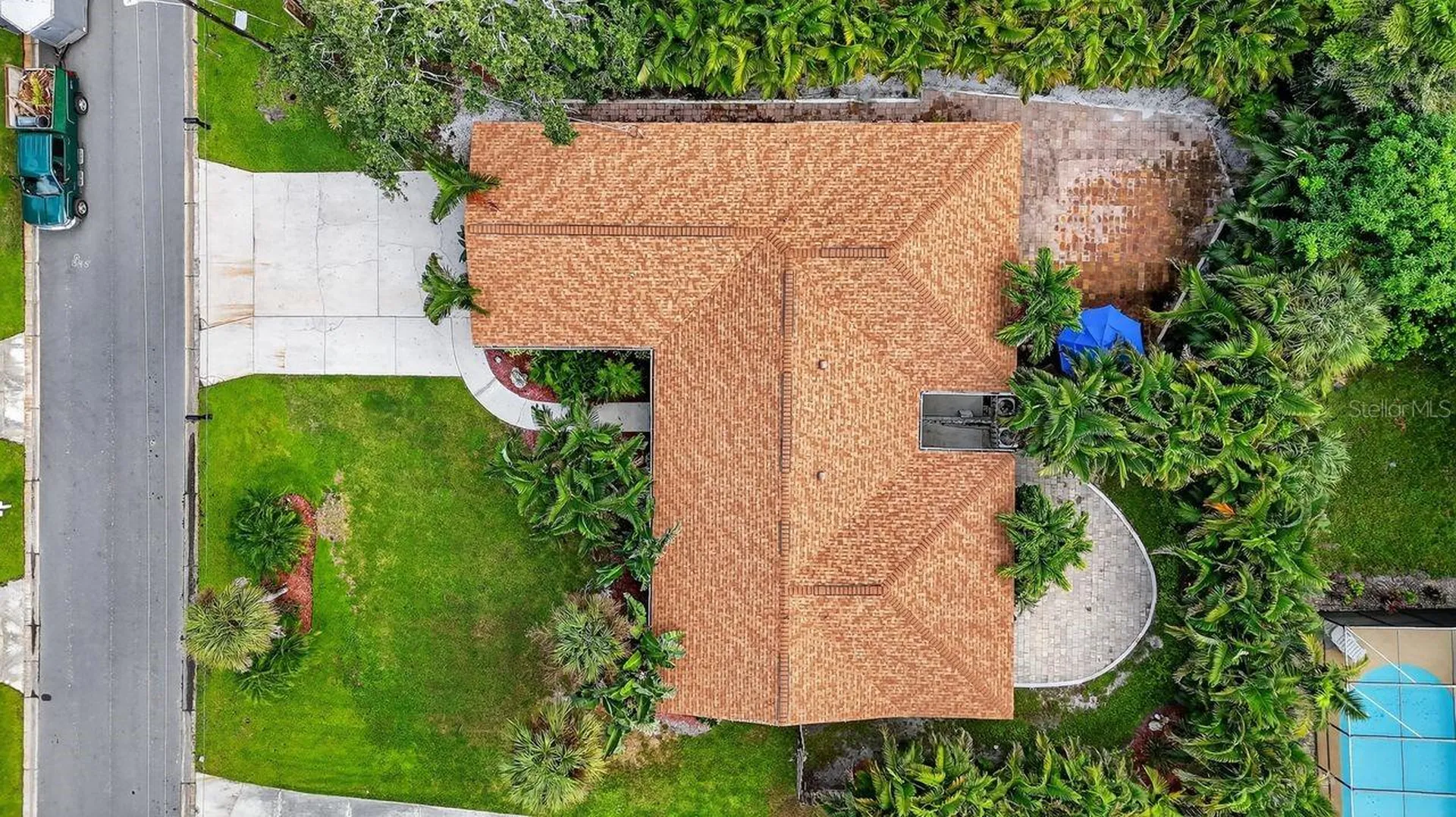 1884 Southpointe Drive Sarasota FL 34231