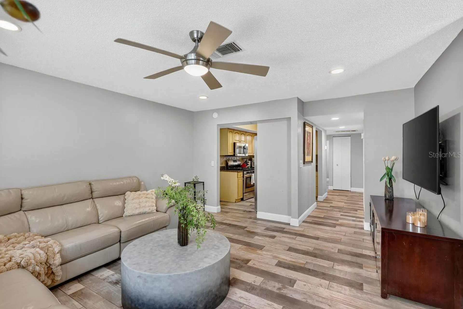 1884 Southpointe Drive Sarasota FL 34231