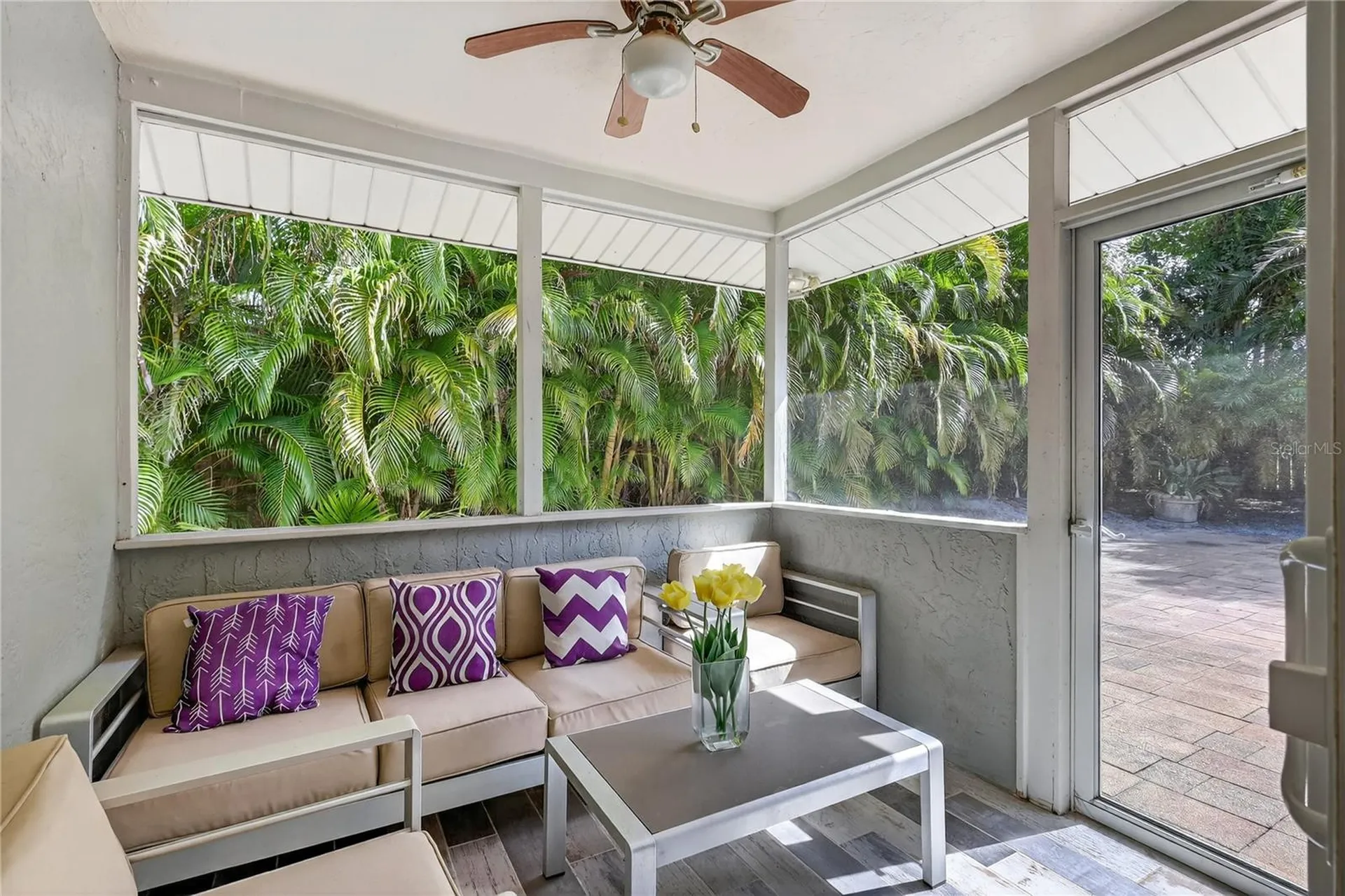1884 Southpointe Drive Sarasota FL 34231