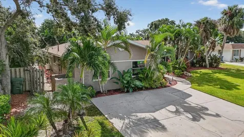 1884 Southpointe Drive Sarasota FL 34231