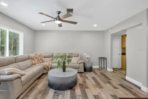 1884 Southpointe Drive Sarasota FL 34231