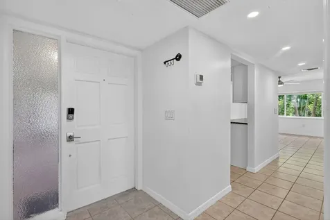 1884 Southpointe Drive Sarasota FL 34231