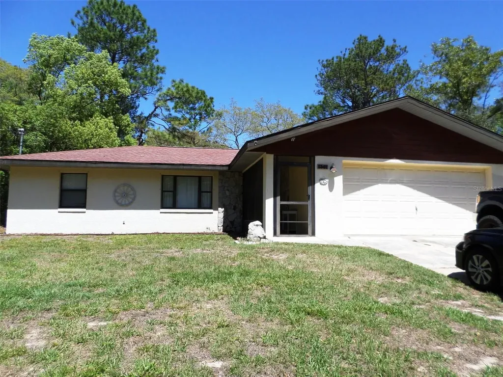 1361 W Saint Elizabeth Place Citrus Springs FL 34434