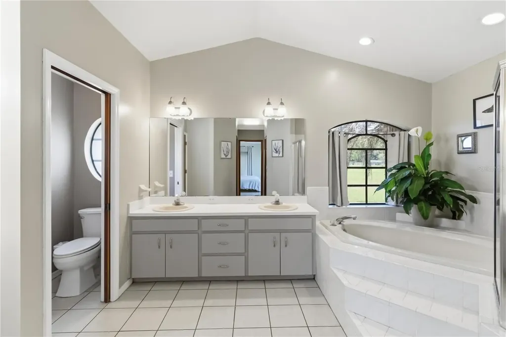 5160 Drane Field Road Lakeland FL 33811