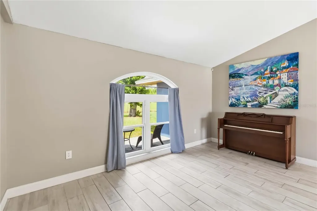 5160 Drane Field Road Lakeland FL 33811