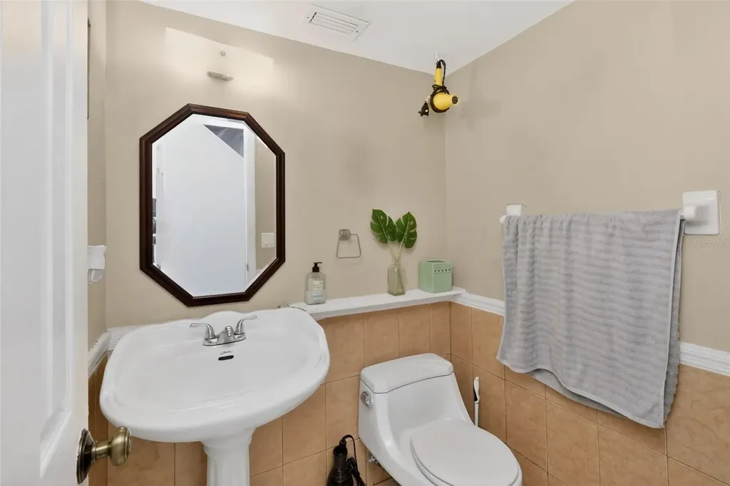 7614 Palmbrook Drive Tampa FL 33615