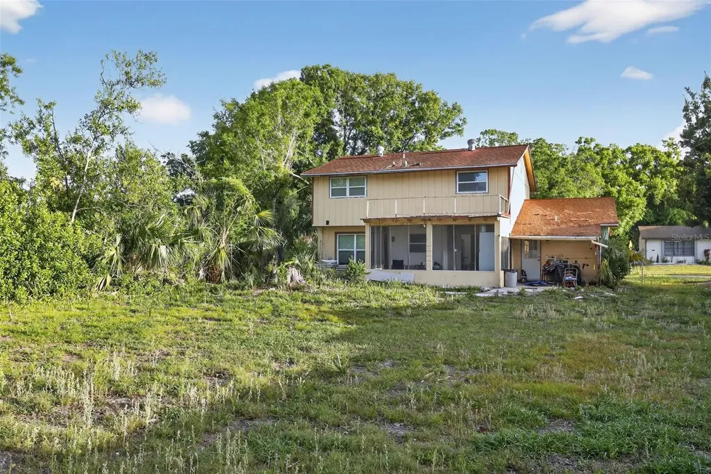 7614 Palmbrook Drive Tampa FL 33615