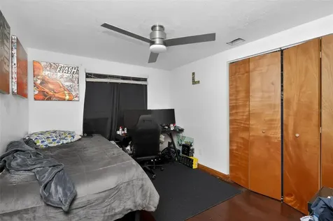 7614 Palmbrook Drive Tampa FL 33615