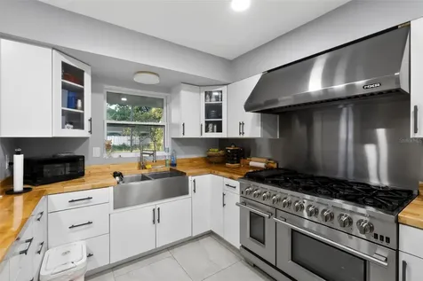 7614 Palmbrook Drive Tampa FL 33615