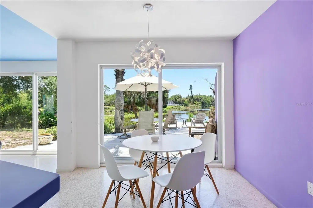 2940 Bougainvillea Street Sarasota FL 34239