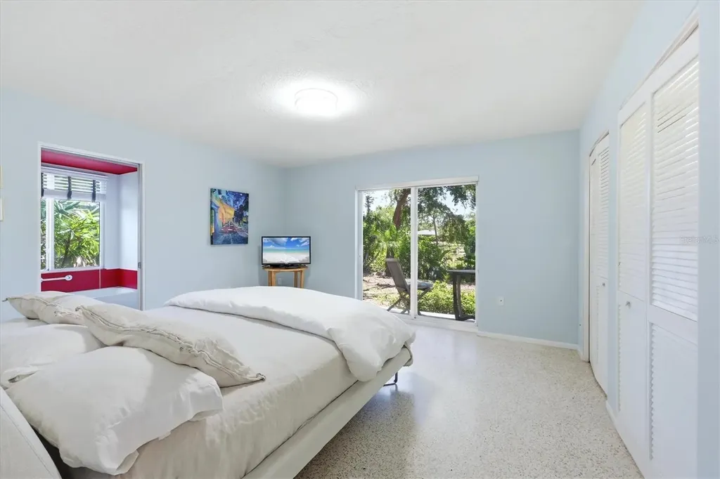 2940 Bougainvillea Street Sarasota FL 34239