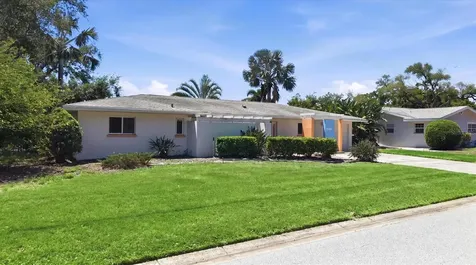 2940 Bougainvillea Street Sarasota FL 34239