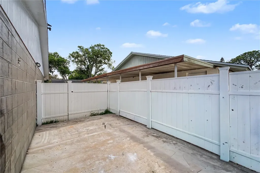 8304 Dasa Place Tampa FL 33615