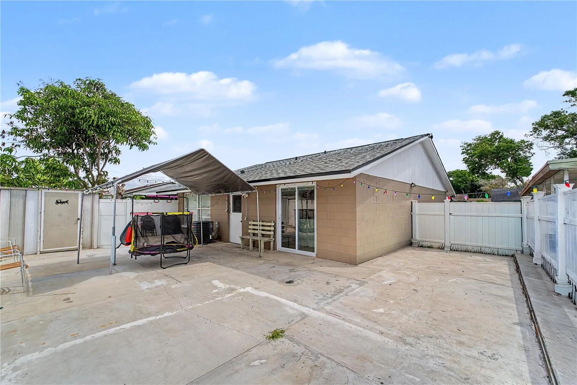 8304 Dasa Place Tampa FL 33615