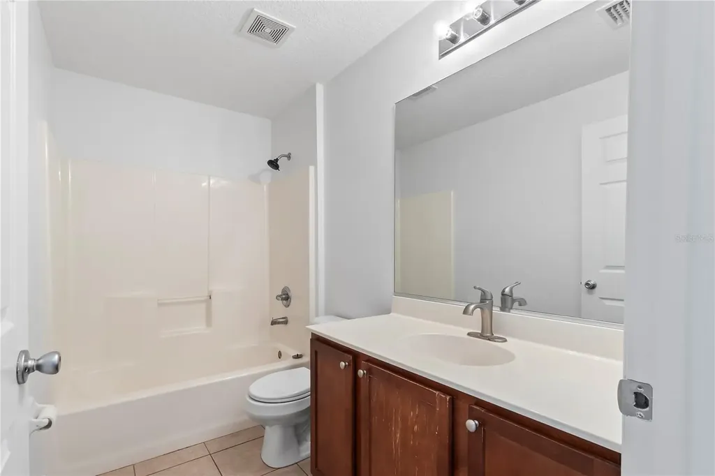 90 Universial Trail Palm Coast FL 32164