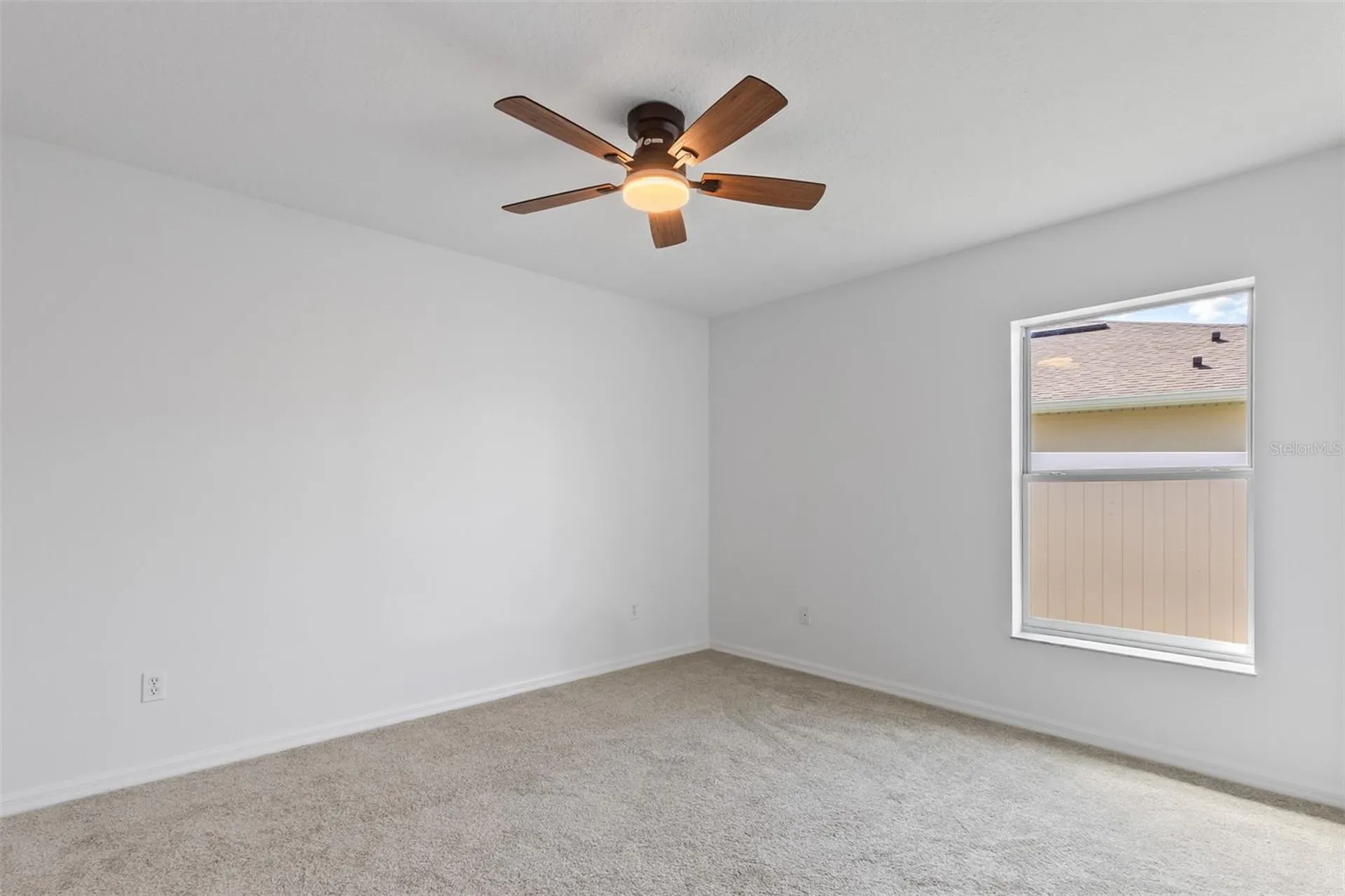90 Universial Trail Palm Coast FL 32164