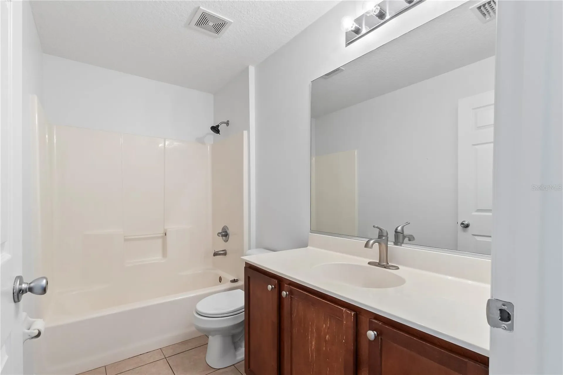 90 Universial Trail Palm Coast FL 32164