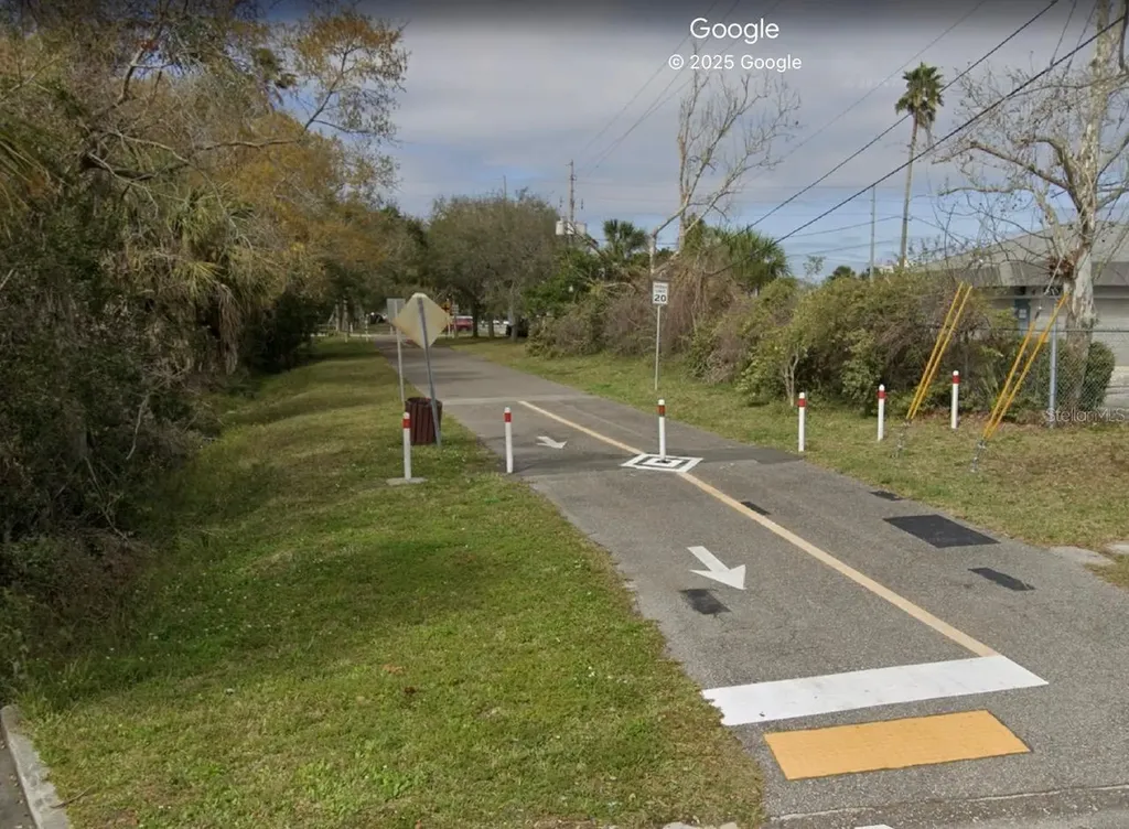 1211 Hamlet Avenue Clearwater FL 33756