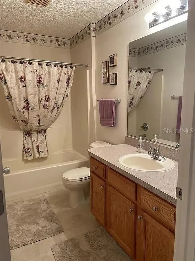 9523 SE 168th Maplesong Lane The Villages FL 32162
