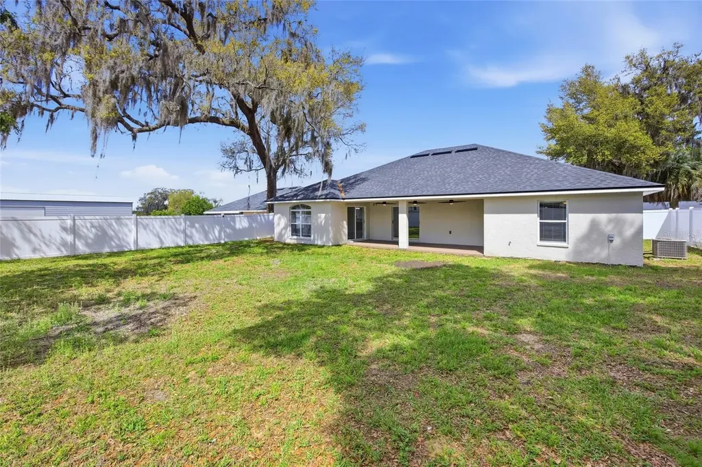 10058 SE 105th Place Belleview FL 34420