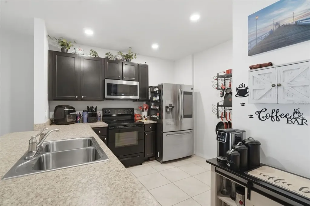 9017 Alba Lane Kissimmee FL 34747