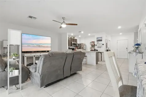 9017 Alba Lane Kissimmee FL 34747