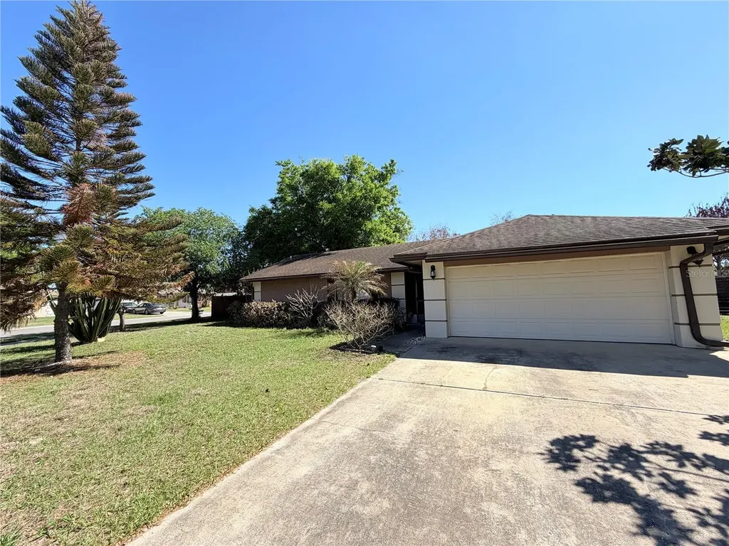 143 Cranfield Court Orlando FL 32835