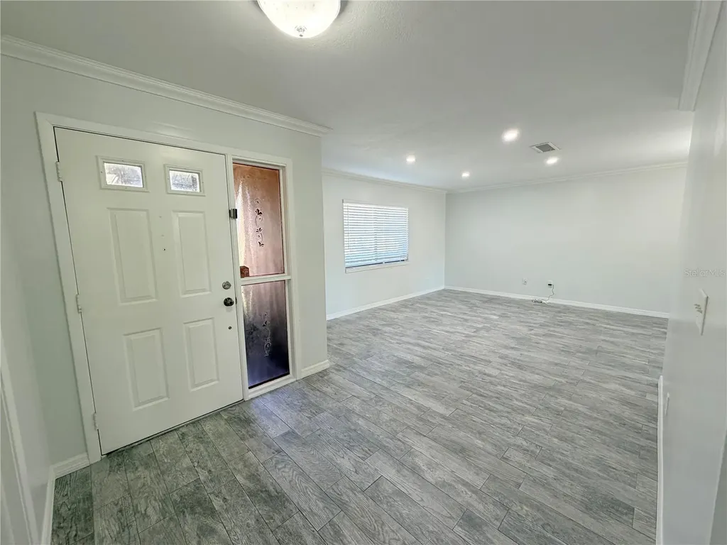 143 Cranfield Court Orlando FL 32835