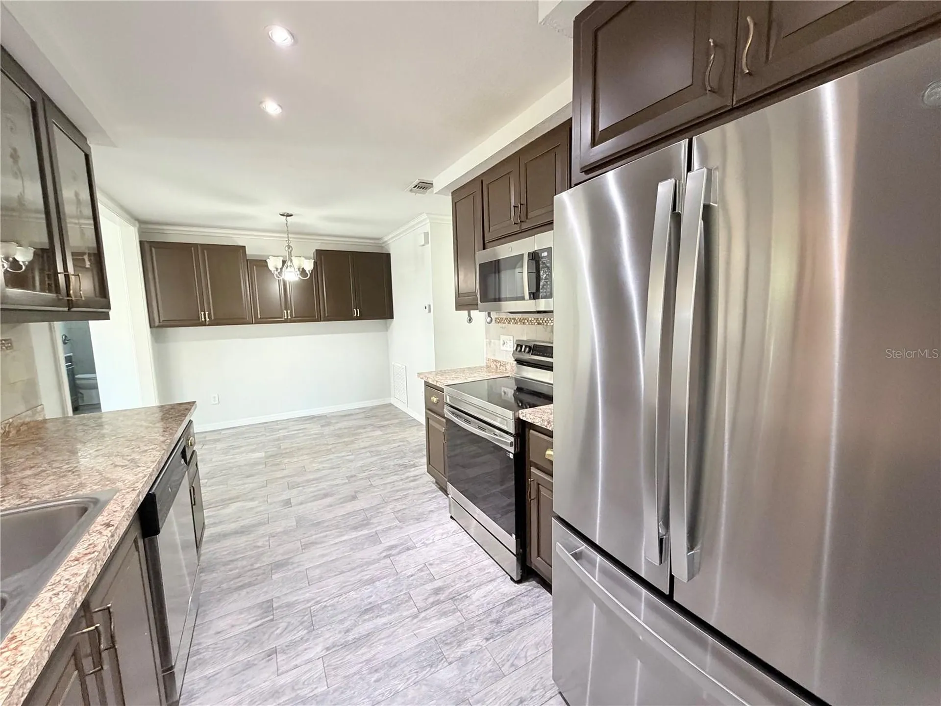 143 Cranfield Court Orlando FL 32835