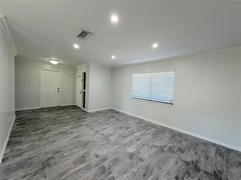 143 Cranfield Court Orlando FL 32835