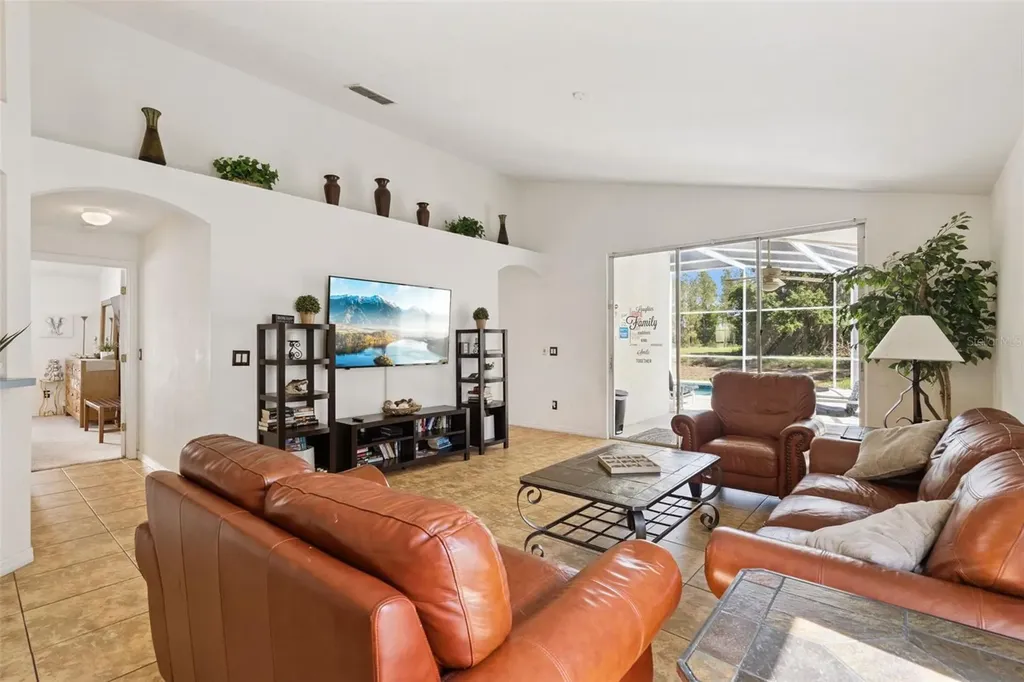 301 Troon Circle Davenport FL 33897