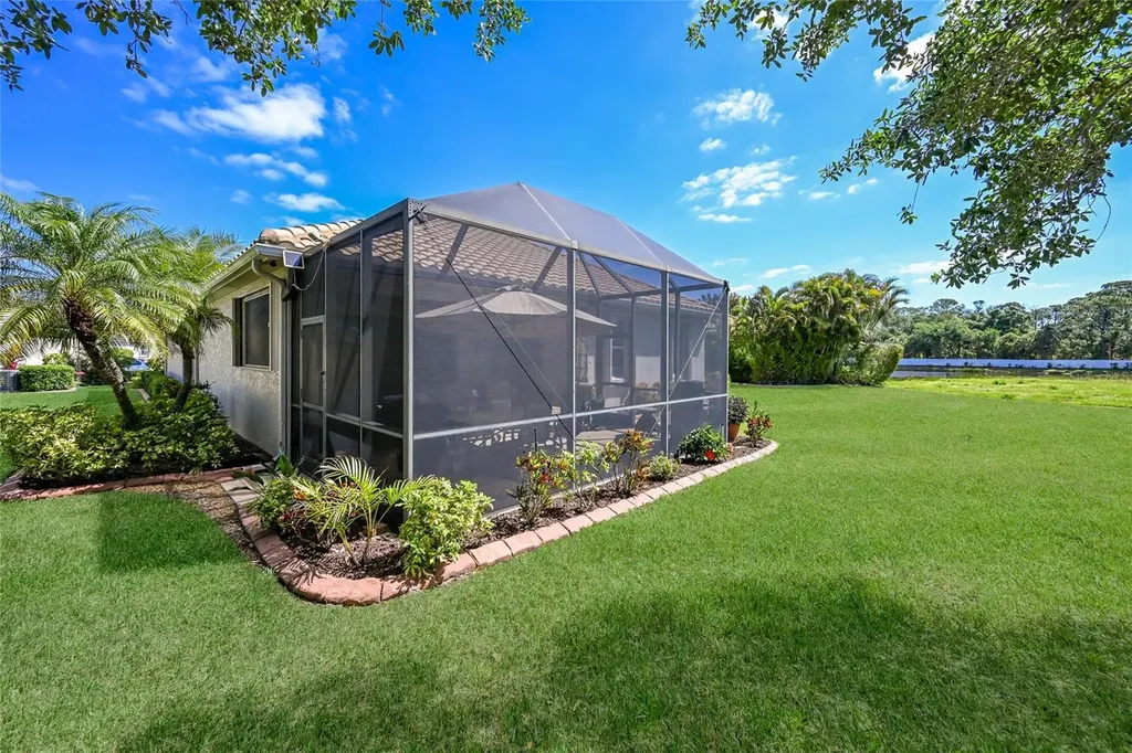6702 41st Street Circle E Sarasota FL 34243