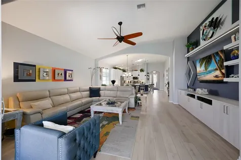 6702 41st Street Circle E Sarasota FL 34243