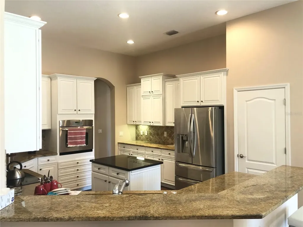 19125 Sweet Clover Lane Tampa FL 33647