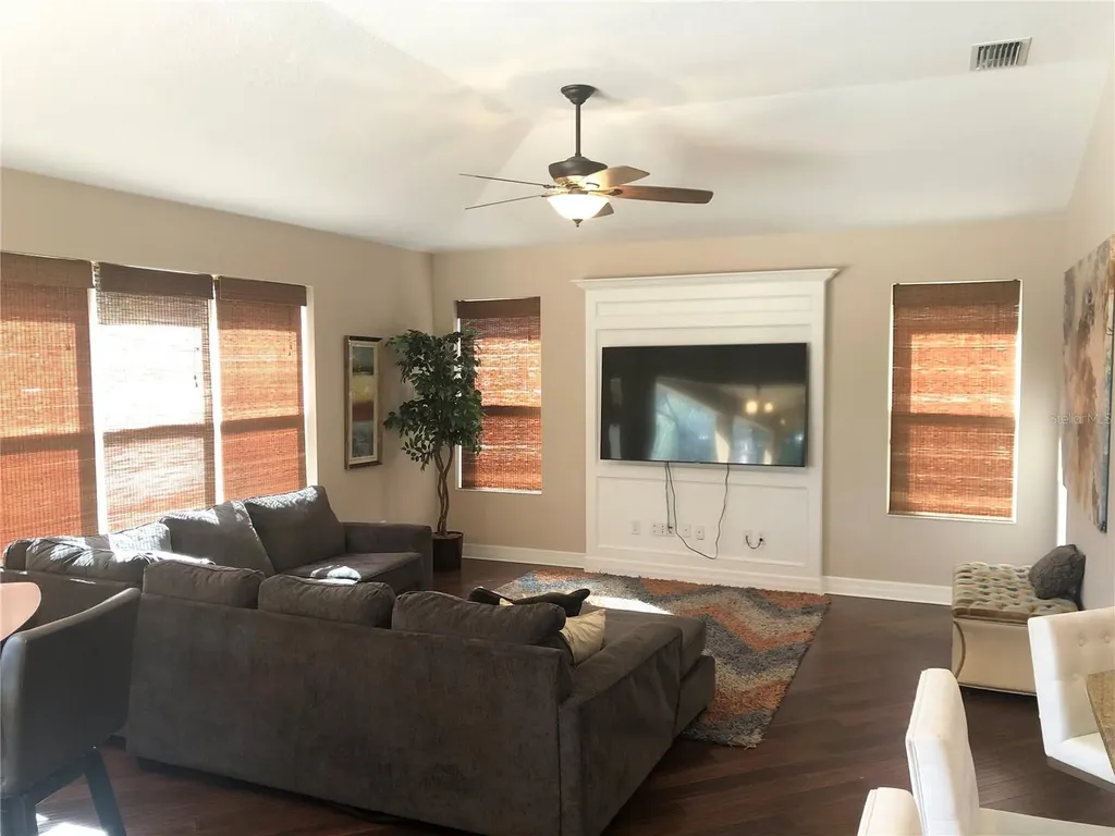 19125 Sweet Clover Lane Tampa FL 33647